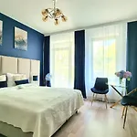 Nook Nook Kazimierza Wielkiego 104 *