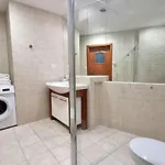 Nook Nook Kazimierza Wielkiego 104 アパート クラクフ