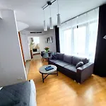 Nook Nook Kazimierza Wielkiego 104 * Kraków