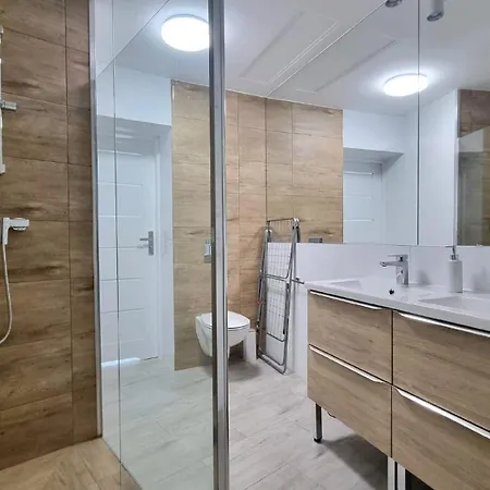 Nook Nook Kazimierza Wielkiego 104 *