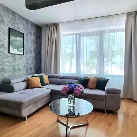 Nook Nook Kazimierza Wielkiego 104 Apartment *