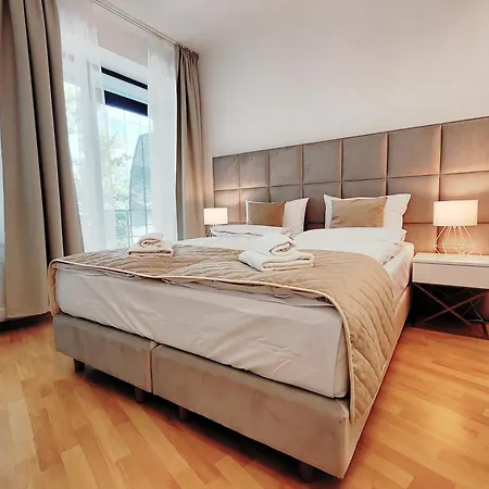 Nook Nook Kazimierza Wielkiego 104 * Krakow